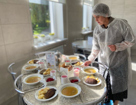 Забота о здоровье и питании детей.